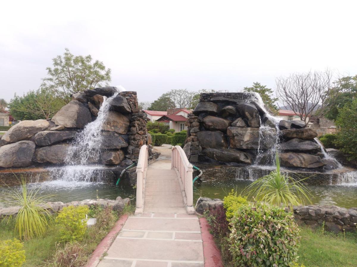 Astroport Sariska Treetop By Eight Continents Tehla Luaran gambar
