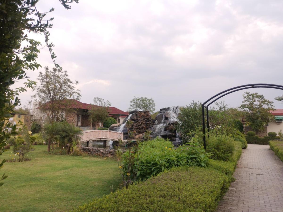 Astroport Sariska Treetop By Eight Continents Tehla Luaran gambar