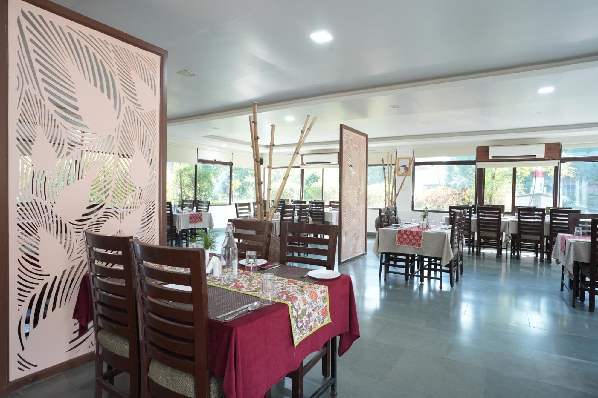 Astroport Sariska Treetop By Eight Continents Tehla Luaran gambar
