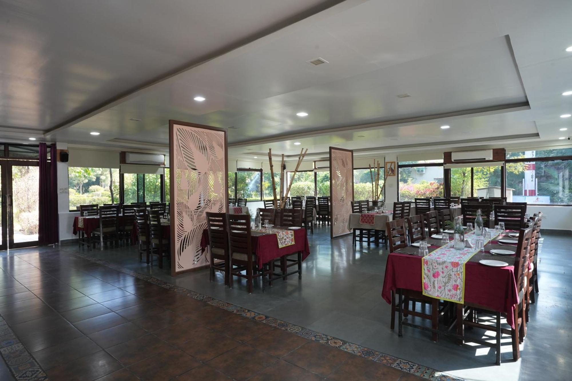 Astroport Sariska Treetop By Eight Continents Tehla Luaran gambar